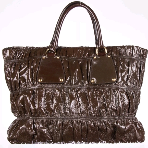 *Authentic* Prada Good Condition! Christmas SALE! ACCEPT OFFER - Picture 2 of 9